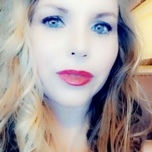 Meet your Posher, Misty